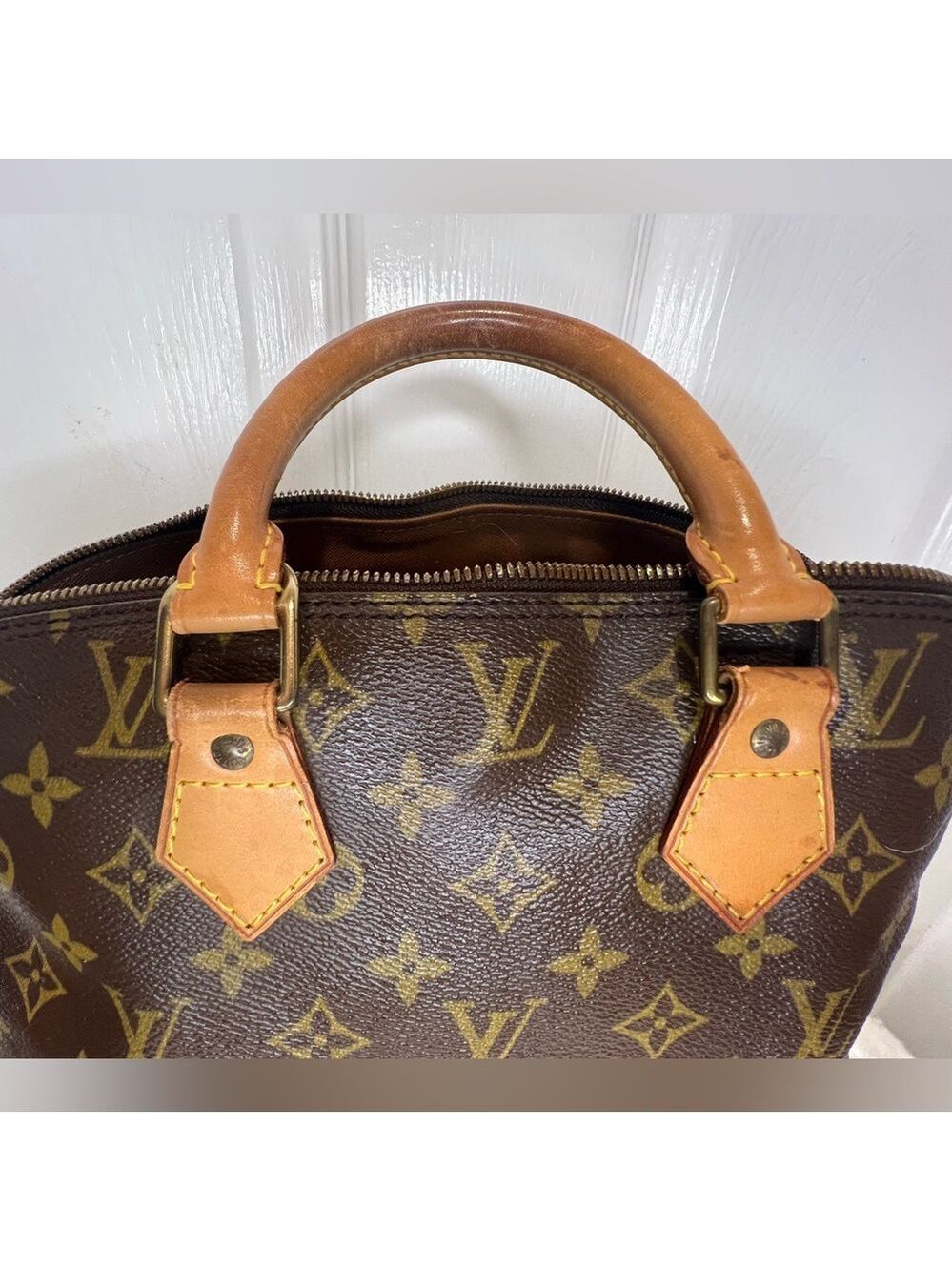 ❤️ LOUIS VUITTON “HOST PICK” MONOGRAM ALMA PM - Picture 3 of 16